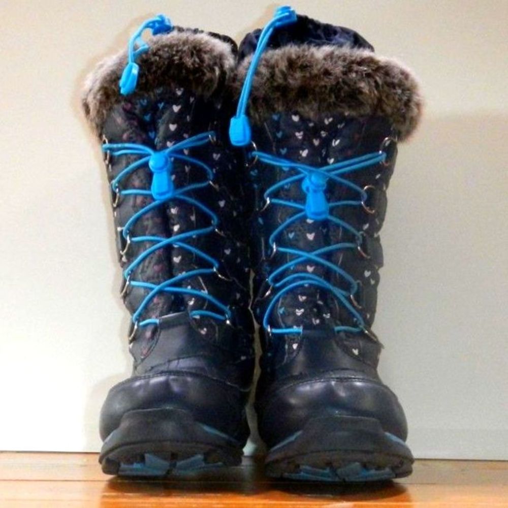 Girls Snow Boots water proof, Lands End, Navy Blue faux fur, sherpa inner lining